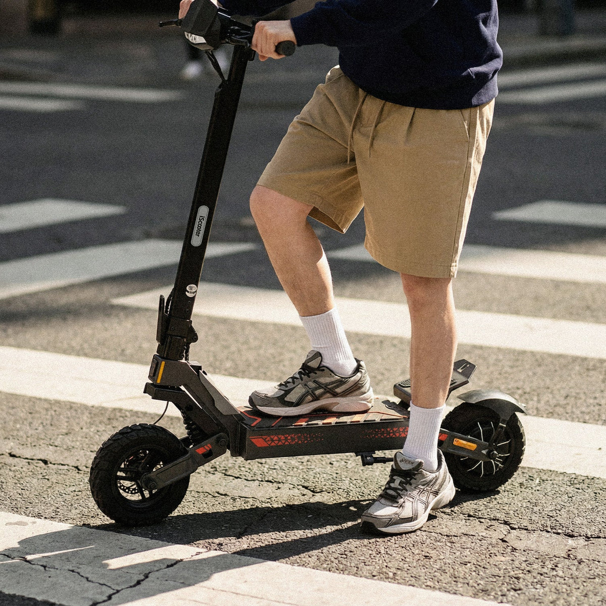 iScooter iF1 Electric Scooter 1200W Motor for Adults